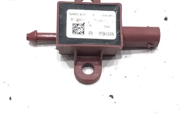 BMW 5 G30 G31 Airbag deployment crash/impact sensor 9337656
