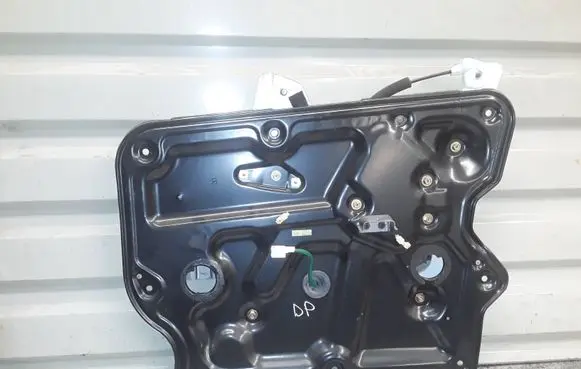 Nissan Murano Z50 Front door window regulator with motor 80730CC000