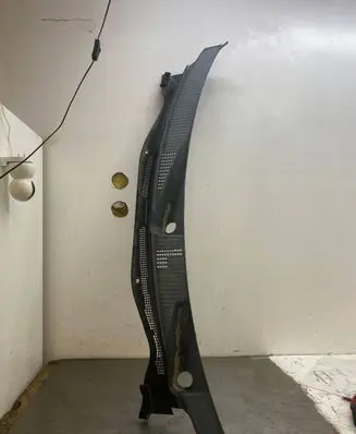 Dodge Caliber Wiper trim 05303815AF 64577B 3495L