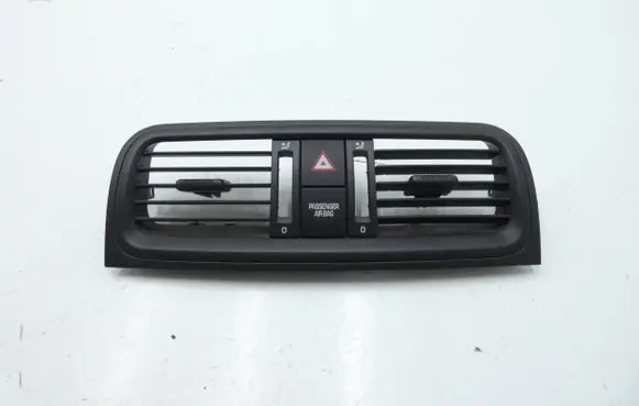 Skoda Fabia Mk2 (5J) Dash center air vent grill 5J082095
