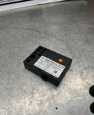 Mercedes-Benz E W211 Gateway control module A2115403145 410213005012