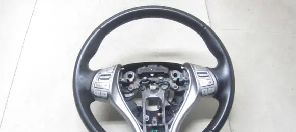 Nissan Qashqai Steering wheel 484304EL1A
