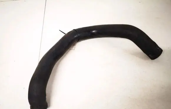 Ford Mondeo Mk III Engine coolant pipe/hose
