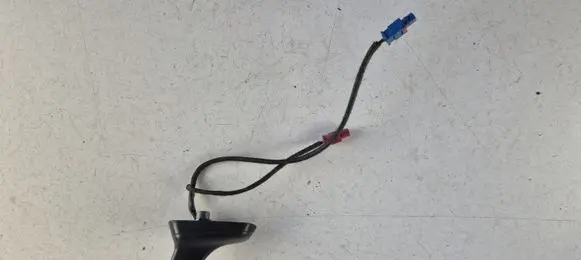 Audi A6 S6 C6 4F Aerial GPS antenna 4F9035503H