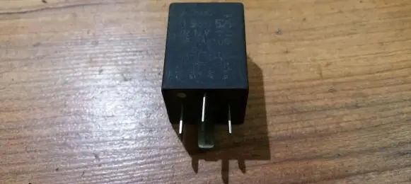 Volkswagen Golf III Other relay 191955529 25100000