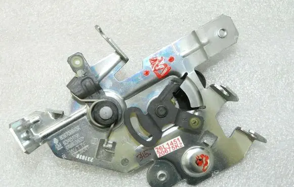 Renault Trafic III (X82) Sliding door lock 826706945R 93451791