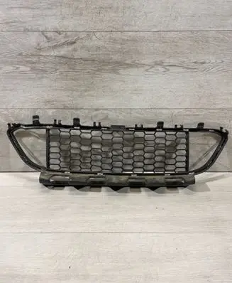 BMW 3 F30 F35 F31 Front bumper lower grill 8054132