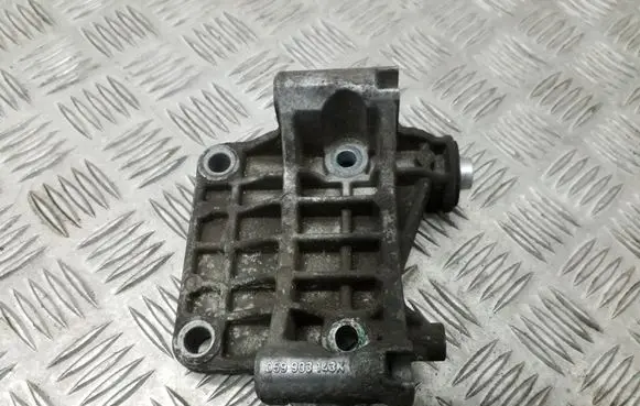 Audi A6 S6 C6 4F Generator/alternator bracket 059903143K