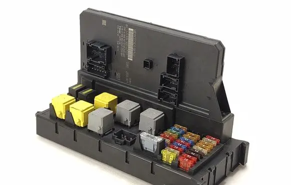 Mercedes-Benz Sprinter W906 SAM control unit A9069006701 20260325HCR1358 9069006701