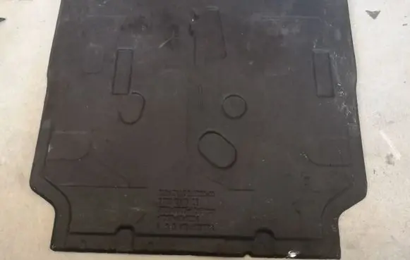 BMW 5 F10 F11 Trunk/boot floor carpet liner 7547030