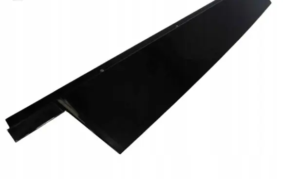 Mercedes-Benz GLK (X204) Front door glass trim molding A2046901387