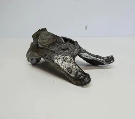 Audi A6 S6 C7 4G Engine mounting bracket 4G0199308AA