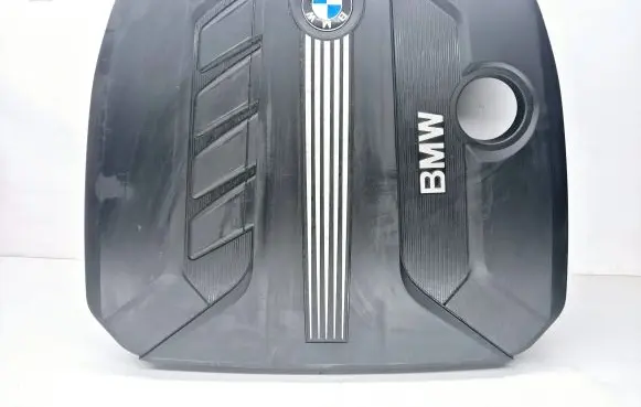 BMW 5 F10 F11 Engine cover (trim) 7802847 03104105 D3104105