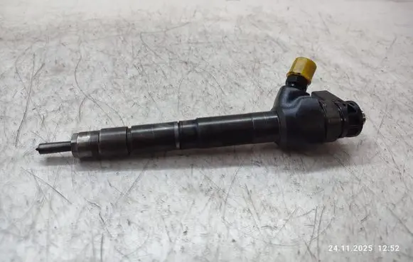 Audi Q5 SQ5 Fuel injector 0445110369