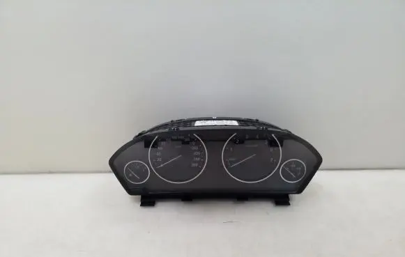 BMW 4 F32 F33 Speedometer (instrument cluster) 9325218