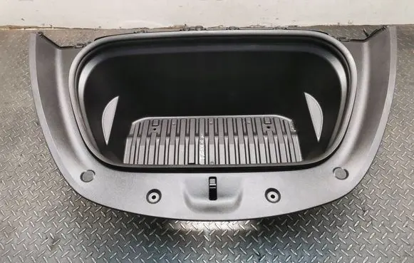 Tesla Model Y Tailgate/boot cover trim set 149260600E