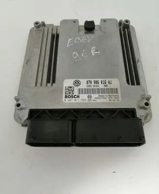 Volkswagen Transporter - Caravelle T5 Engine control unit/module 070906016AJ