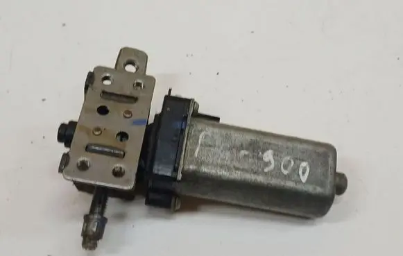 Citroen C5 Seat adjustment motor D329902