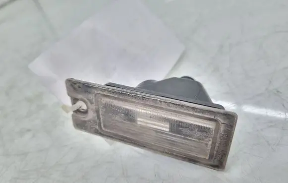 Volvo S60 Number plate light 142167