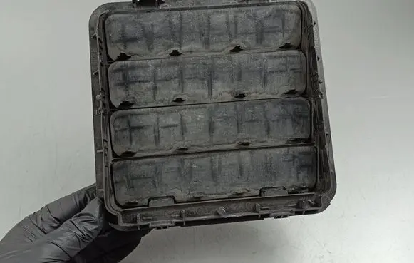 Jeep Wrangler Quarter panel pressure vent 68323649AB