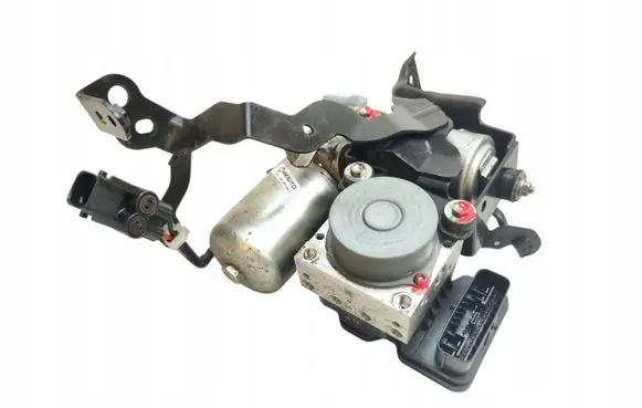 Toyota Avensis T220 Master brake cylinder