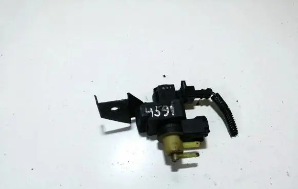 Suzuki Grand Vitara II Turbo solenoid valve 8200186264 70115200