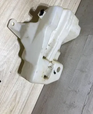 Ford Kuga II Windshield washer fluid reservoir/tank CV4413K175AG