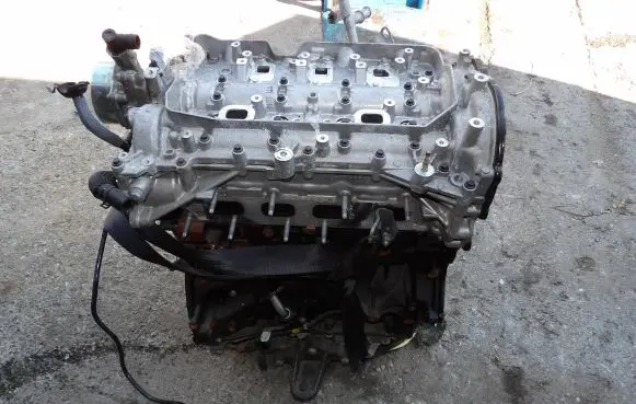 Nissan NV300 Engine M9RV710 C000307 11040229