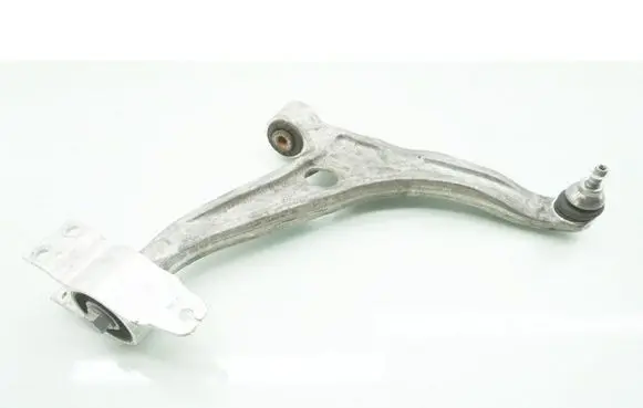Mercedes-Benz CLA C118 X118 Front control arm 2473330400