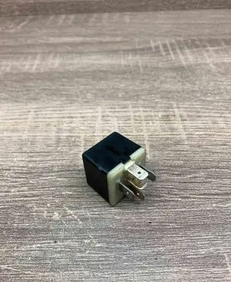 Chrysler Voyager Other relay 56006707 68832C 2156