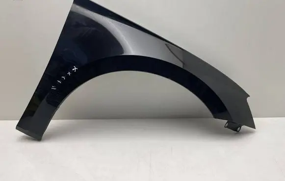 Skoda Superb B8 (3V) Fender 