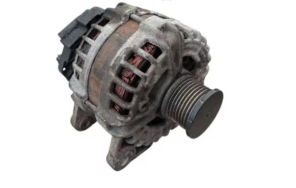 Nissan X-Trail T32 Generator/alternator 231004BE0A