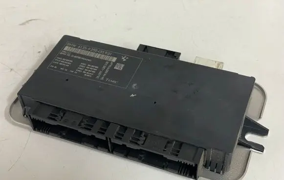 BMW 7 F01 F02 F03 F04 Light module LCM 6135925045501 9250455
