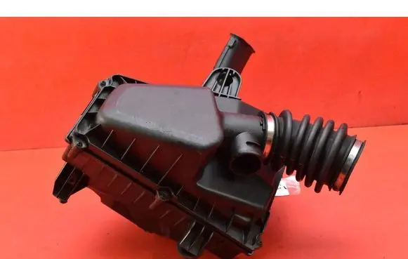 Ford Mondeo MK IV Air filter box 