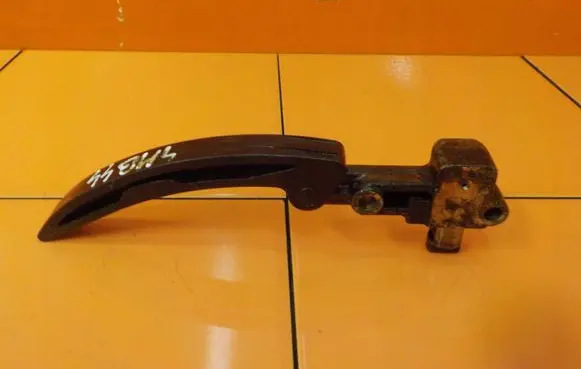 Audi A3 S3 8P Timing belt/chain tensioner 021109467