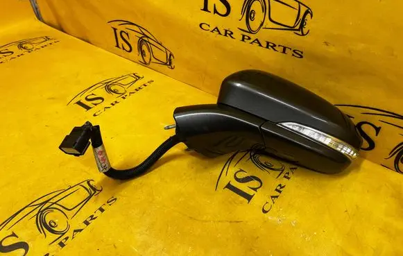 Ford Fusion II Front door electric wing mirror FS73-17683-DC5FM6 FS7317683DC5FM6