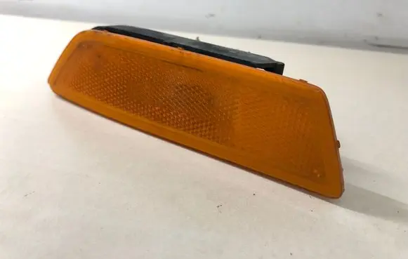 Mercedes-Benz CLS C218 X218 Front fender indicator light A2188200221