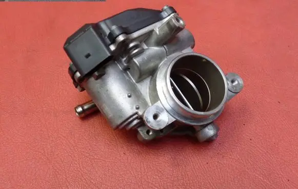 Volkswagen Golf VII Throttle valve 04L128063TV100 A2C94859900