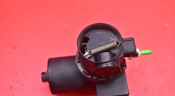 Volkswagen Polo III 6N 6N2 6NF Central locking vacuum pump 