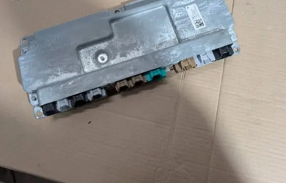 Ford Kuga III Center console control module LJ9814F092AA