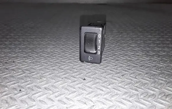 Nissan X-Trail T30 Headlight level height control switch