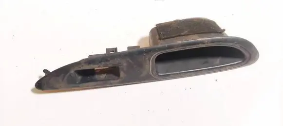 Nissan Primera Front door window switch trim 82961av760
