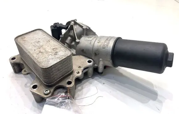 Mercedes-Benz GLE W167 Oil filter mounting bracket A2561801500