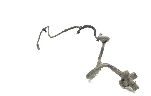 Audi TT TTS RS Mk3 8S Vacuum line/pipe/hose 8D0611933A 5Q0611933C