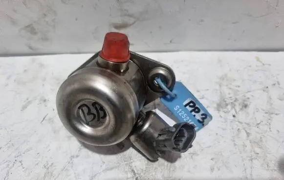 Ford Focus Fuel injection high pressure pump BM5G-9D376-BB