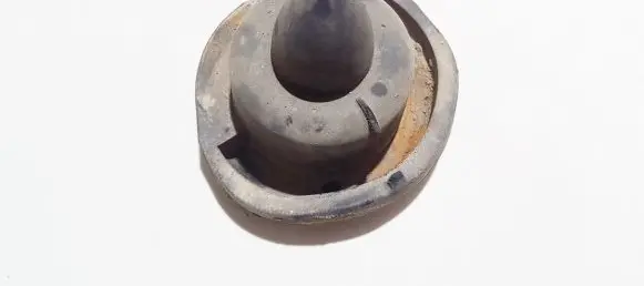 Renault Megane II Front coil spring rubber mount 