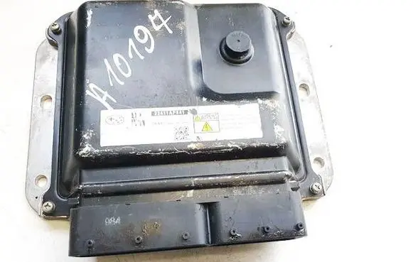 Subaru Legacy Engine control unit/module 22611ap841 275800-9843