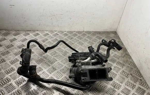 Skoda Superb B8 (3V) Throttle valve 04L128059AA 04L145049L