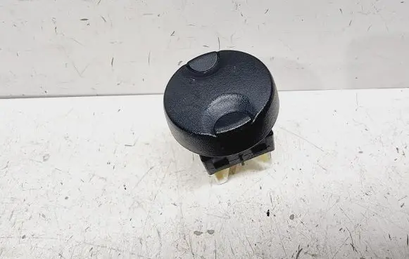 Honda CR-V Seat control switch 81251TEZG61ZA