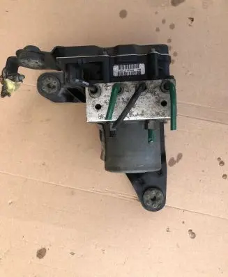 Renault Megane II ABS Pump 0265234601 8200685699